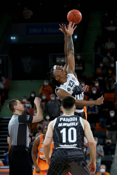 上的不足 上的不足